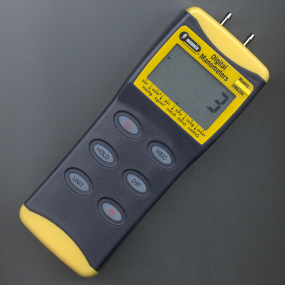 Manometer Digital, 830" WC [-30 to 30 psi] (DM8230) RS232 Output