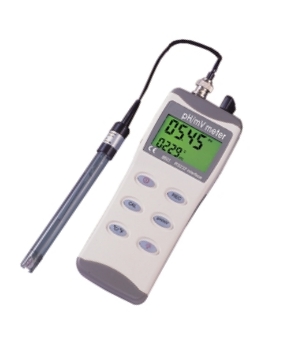 Hand-held pH Meter (DPH8601K) with ATC Probe & Carrying Case