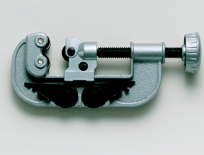 Tubing Cutter: 1.5"Classic Heavy Duty (1259)